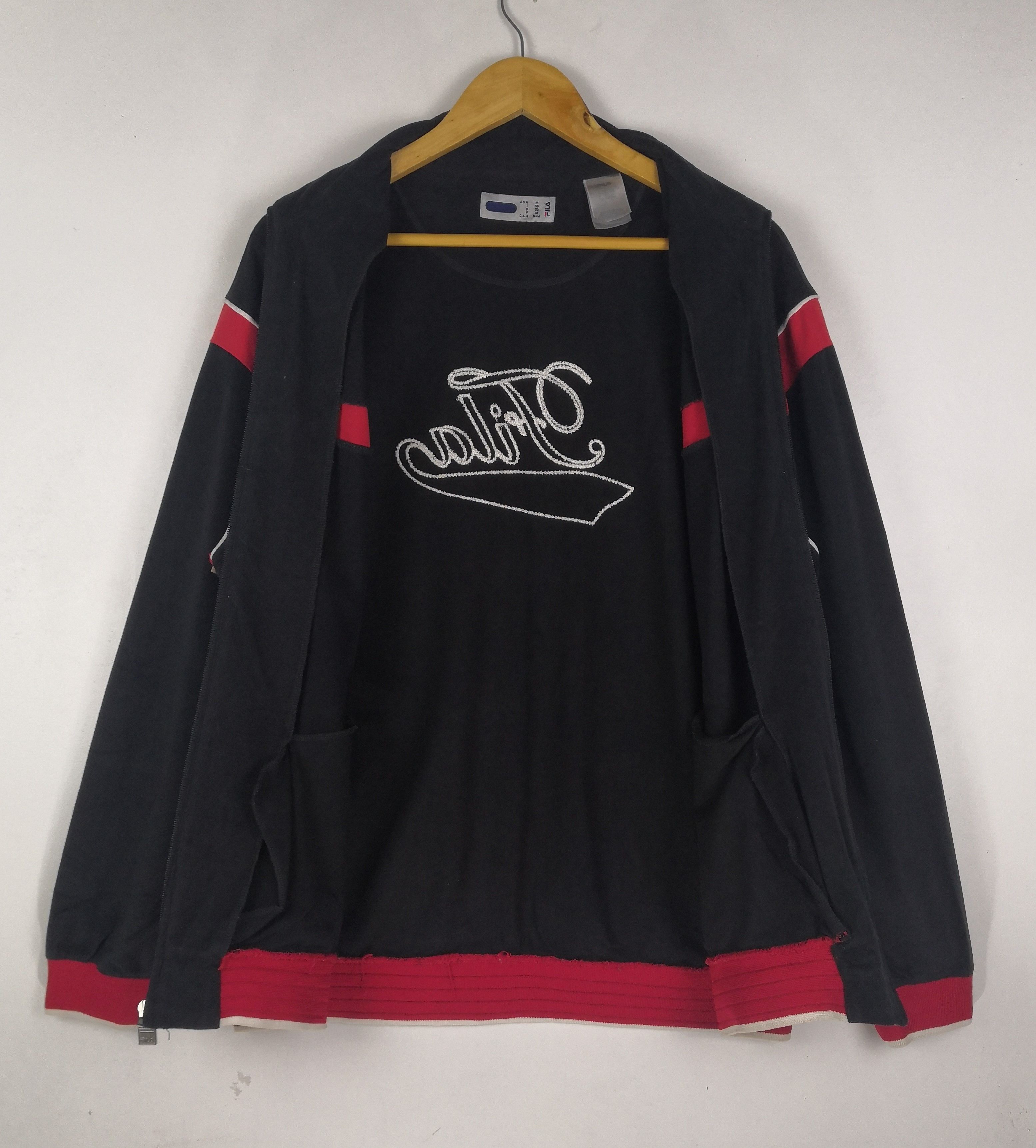 Fila Vintage Fila Velour Tracksuit Fila Sweater Big Logo Size US M / EU 48-50 / 2 - 3 Thumbnail