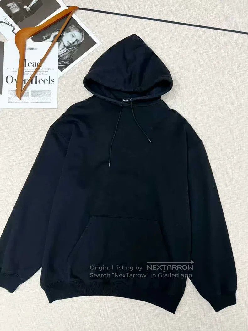 Balenciaga Balenciaga Logo Letter Sweatshirt Size US L / EU 52-54 / 3 - 2 Thumbnail