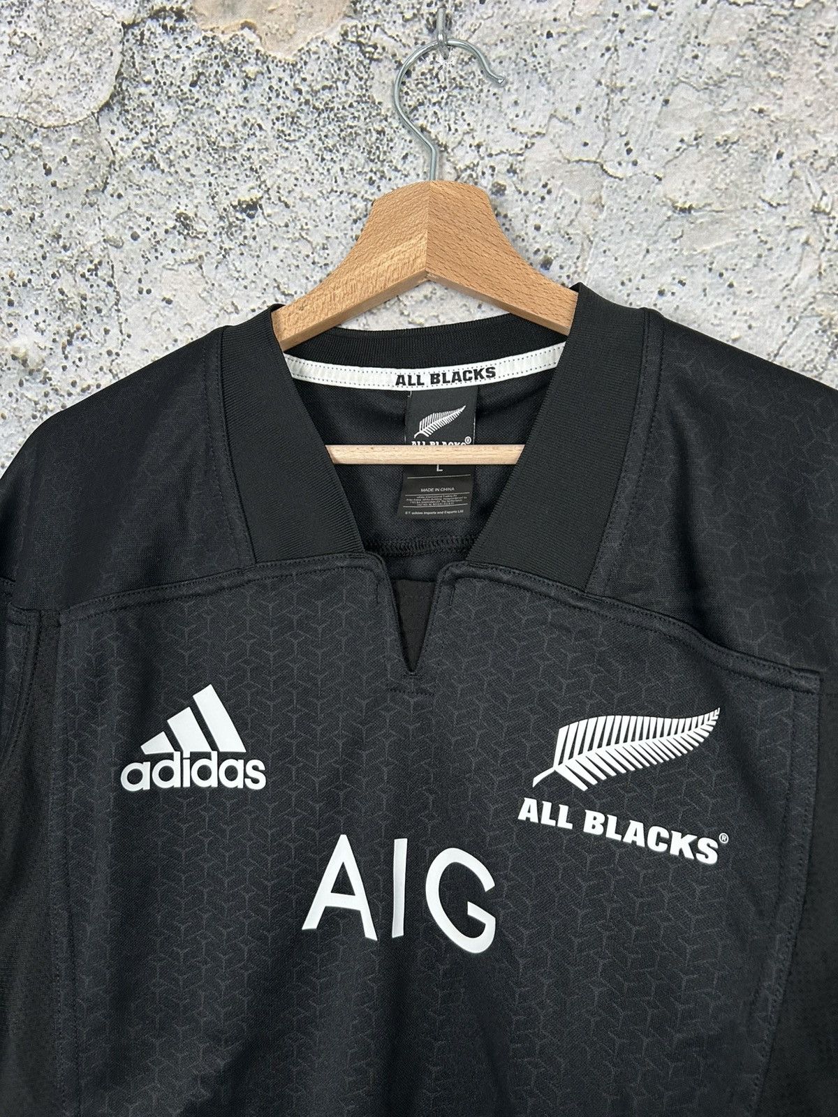 Adidas All Blacks Adidas Rugby Jersey Streetwear Vintage Rare Size US L / EU 52-54 / 3 - 3 Thumbnail