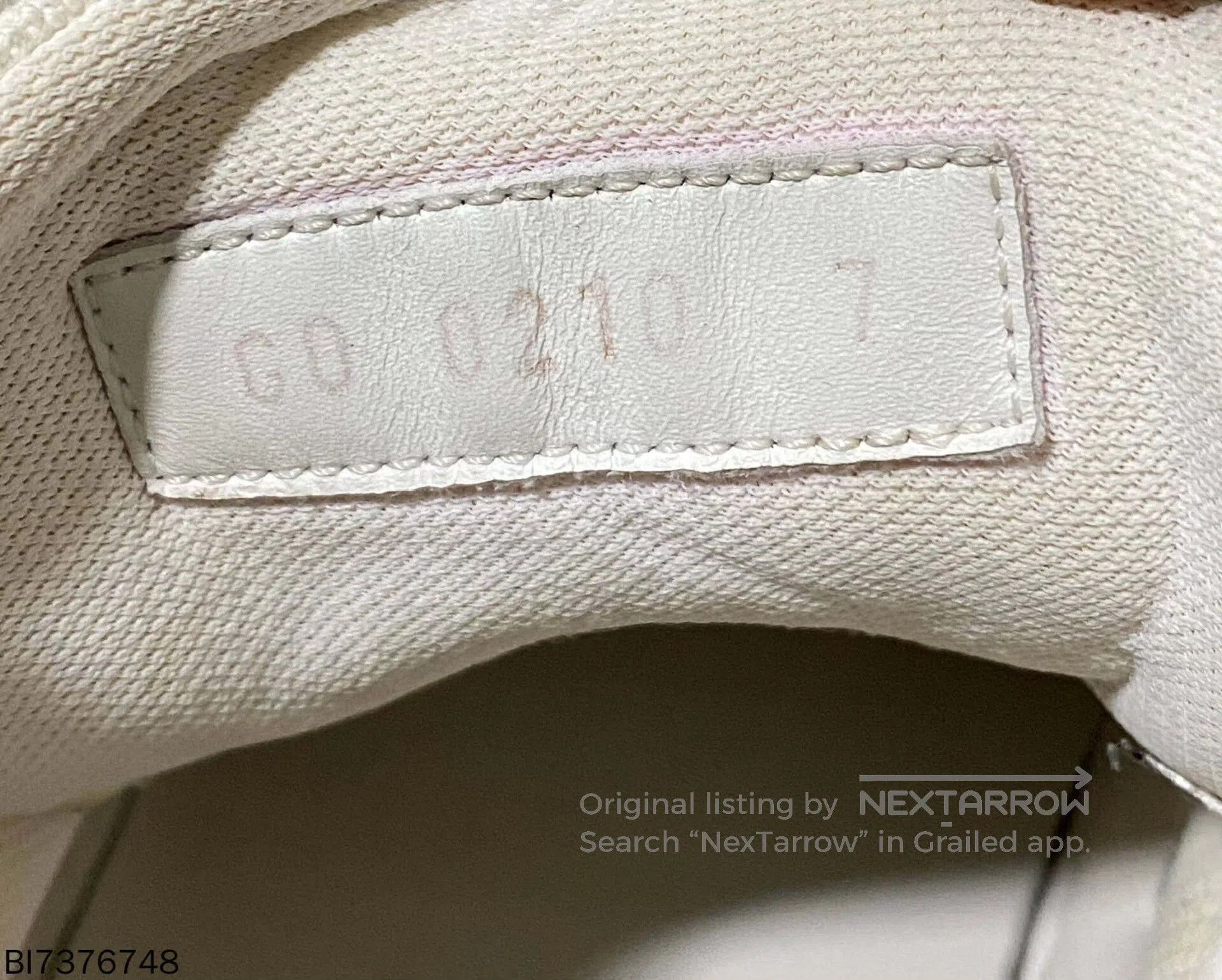 Louis Vuitton lv logo canvas high-top sneakers. Size US 8 / EU 41 - 5 Thumbnail
