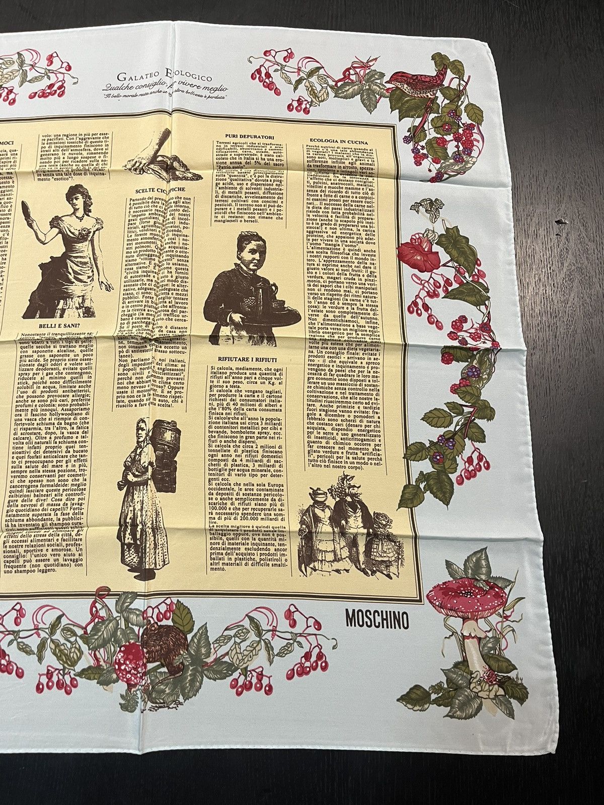 Moschino Moschino Vintage Italian Silk Scarf Size ONE SIZE - 3 Thumbnail