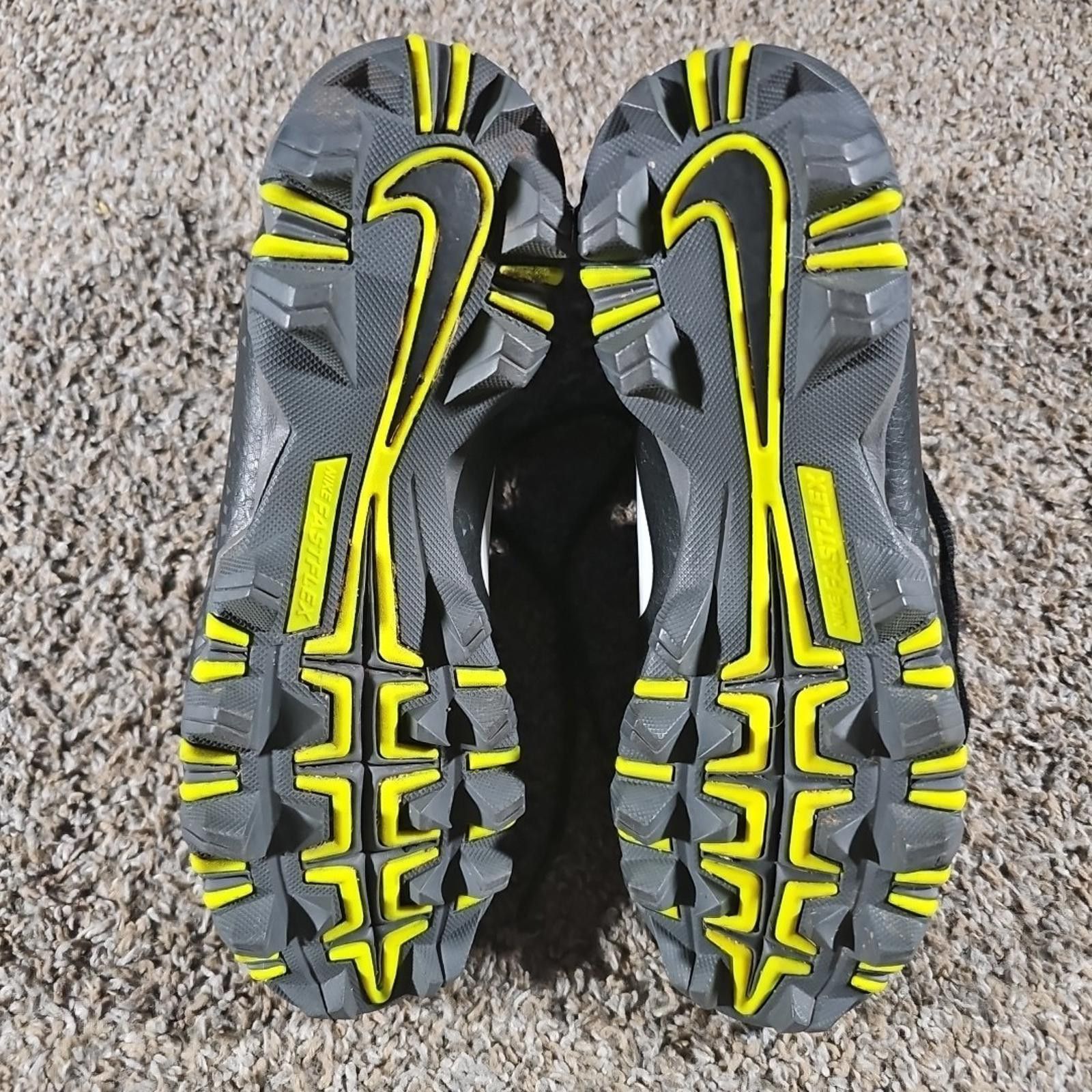 Nike Nike Fastflex Cleats 6Y Black Gray used 880133-002 Size ONE SIZE - 6 Thumbnail