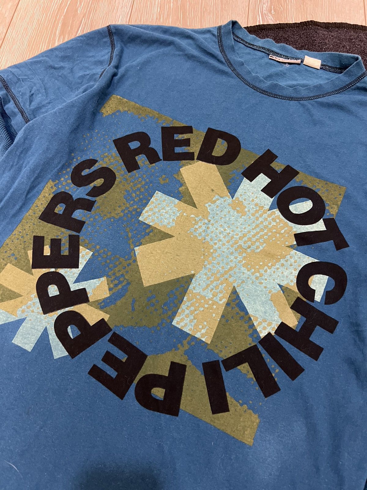 Band Tees Red Hot Chilli Peppers Long Sleeve Tee Size US M / EU 48-50 / 2 - 2 Thumbnail