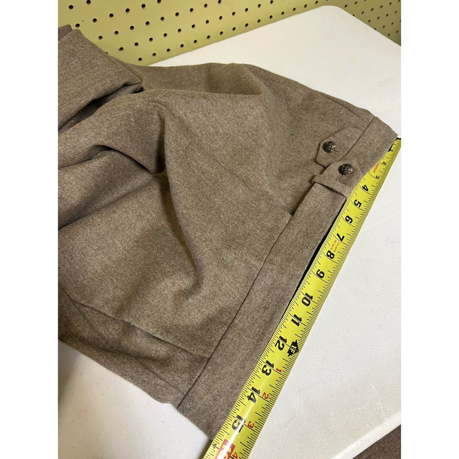 Ralph Lauren VINTAGE Lauren Ralph Lauren Pants Camel Tan Wool Flannel Size 10 Straight Leg, Pockets, Pleated, Dress Pants, Fall Winter Womens Size 32" / US 10 / IT 46 - 6 Thumbnail