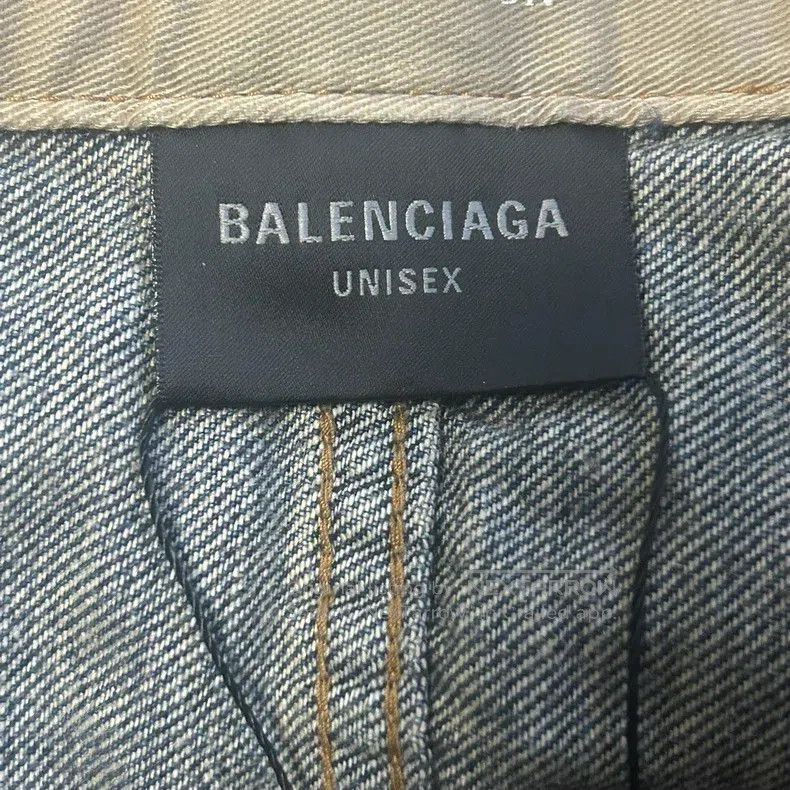 Balenciaga Balenciaga size XS Low Crotch Embroidered Destroyed Jeans Size US 27 - 4 Thumbnail