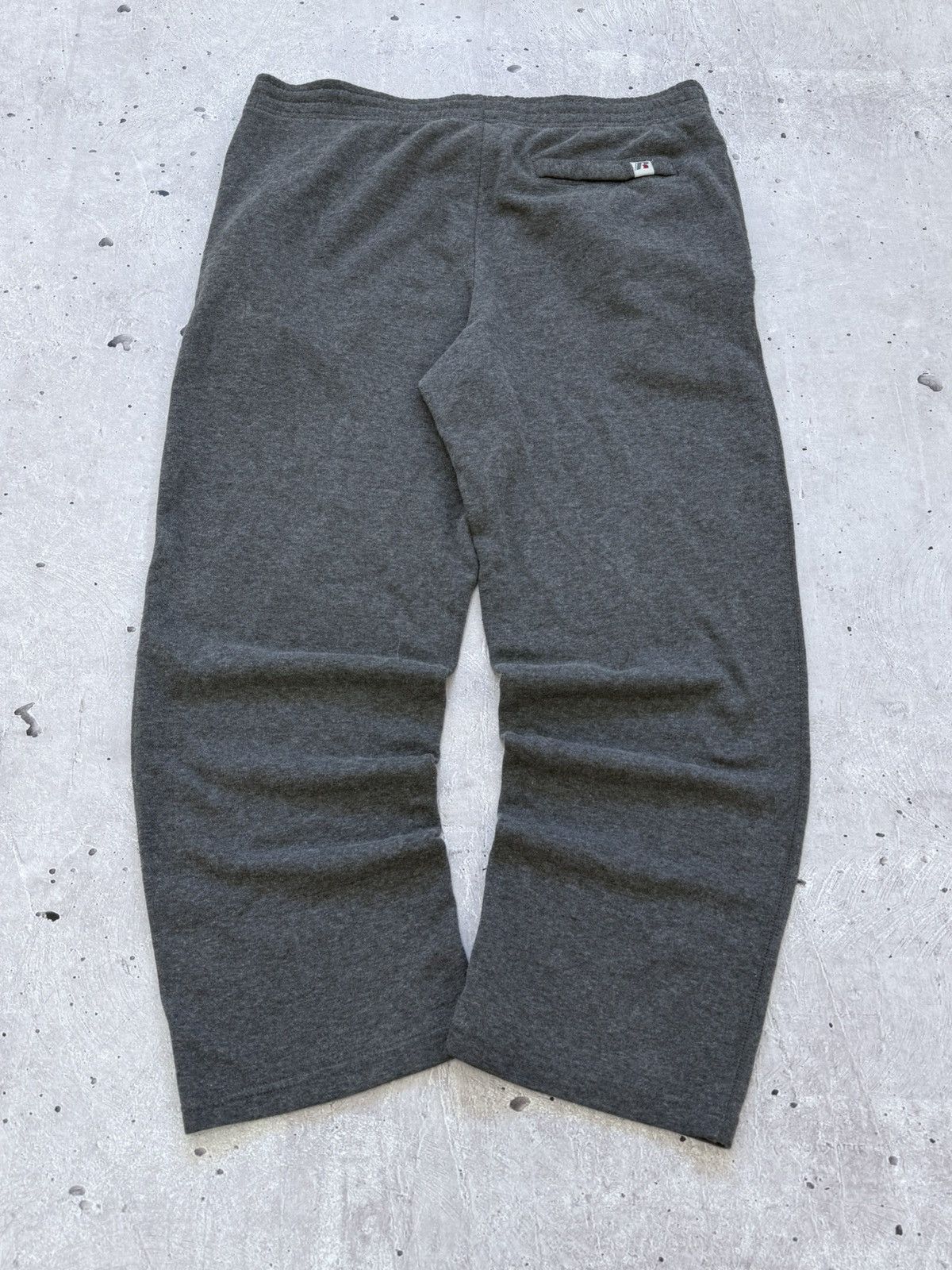 Russell Athletic Vintage Russel Athletic Baggy Sweatpants Size US 32 / EU 48 - 4 Thumbnail