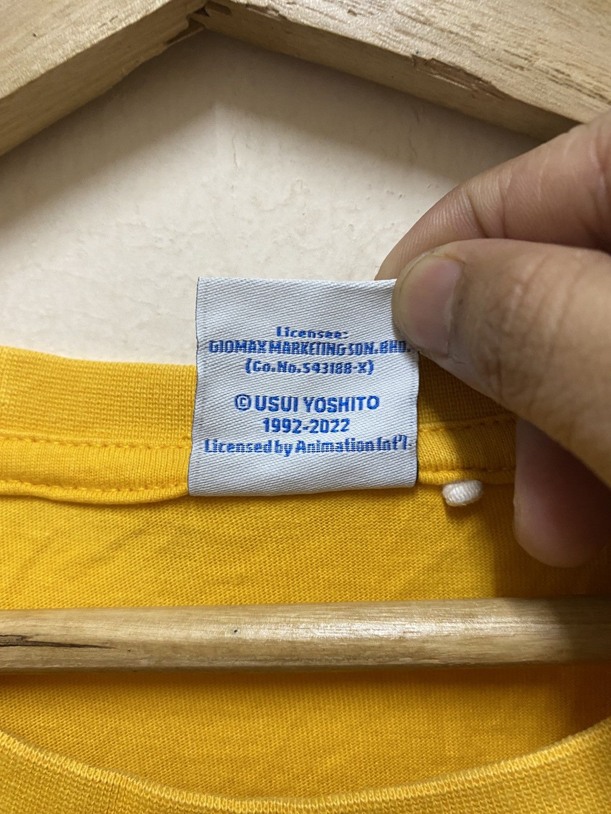 The Unbranded Brand Crayon Shinchan Family Crewneck Tee Size US M / EU 48-50 / 2 - 9 Thumbnail