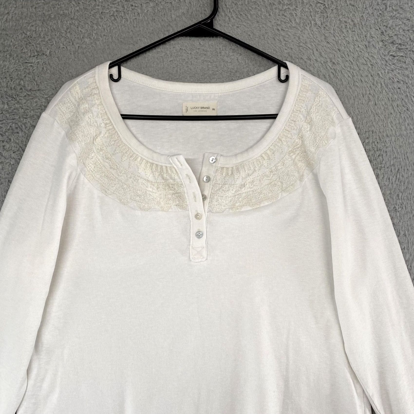 Lucky Brand Lucky Brand Henley Shirt Womens XXL White Crochet Lace Long Sleeve Boho Top Size XXL / US 16-18 / IT 52-54 - 3 Thumbnail