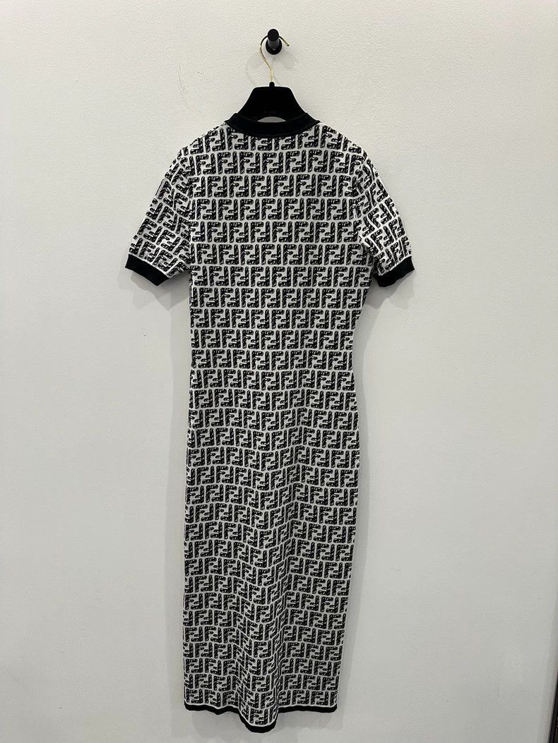 Fendi Fendi Black and White Dress California Edition Size US 30 / EU 46 - 2 Thumbnail