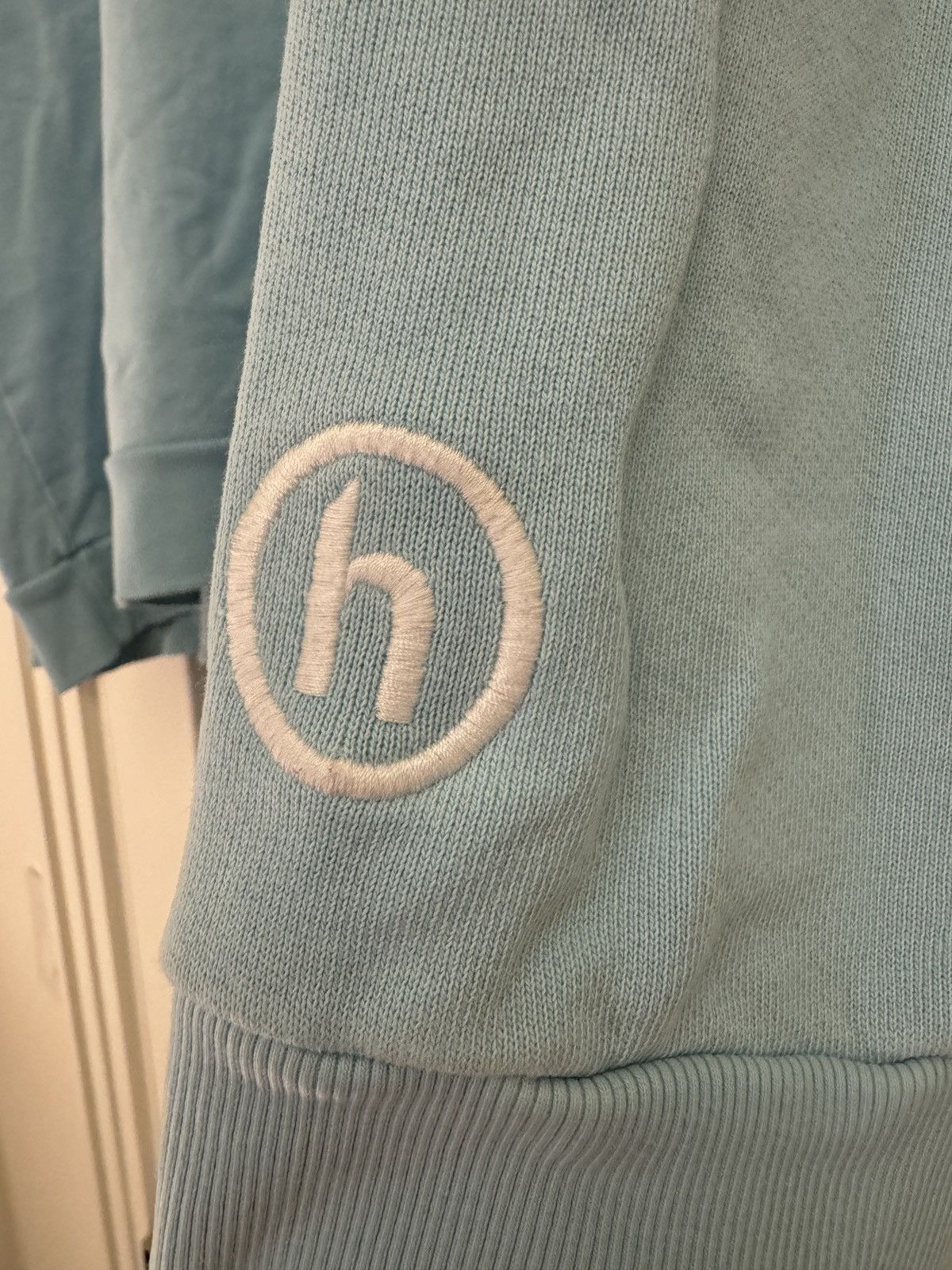 HIDDEN HIDDEN LOGO CREWNECK Size US XL / EU 56 / 4 - 4 Thumbnail
