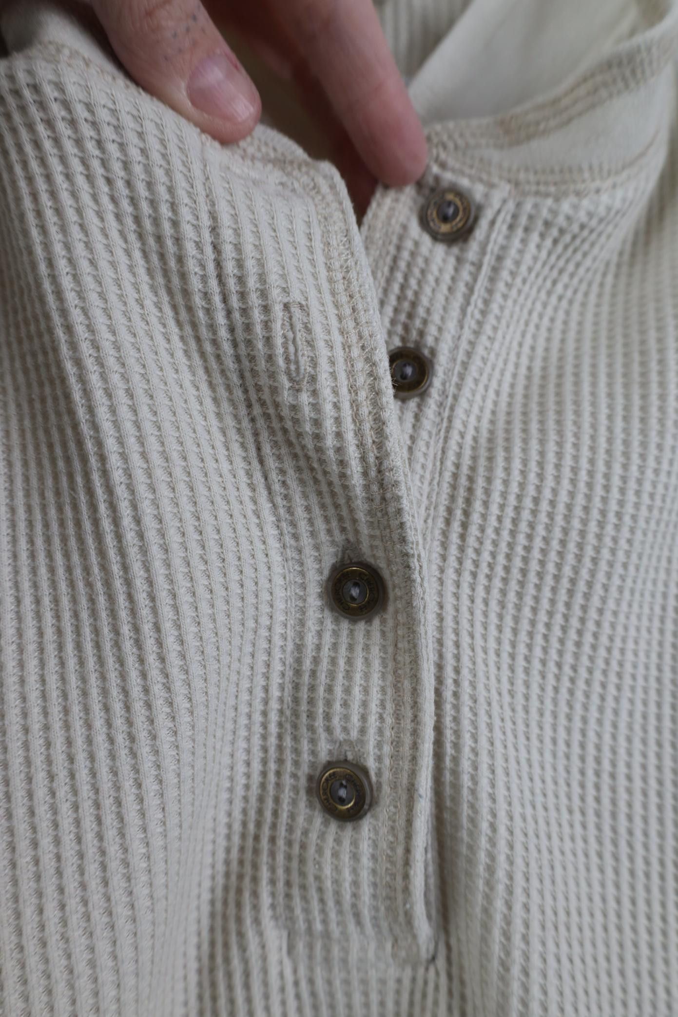 Vintage Vintage 90s Streetwear Layered Waffle Knit Henley T-Shirt Size M / US 6-8 / IT 42-44 - 4 Thumbnail