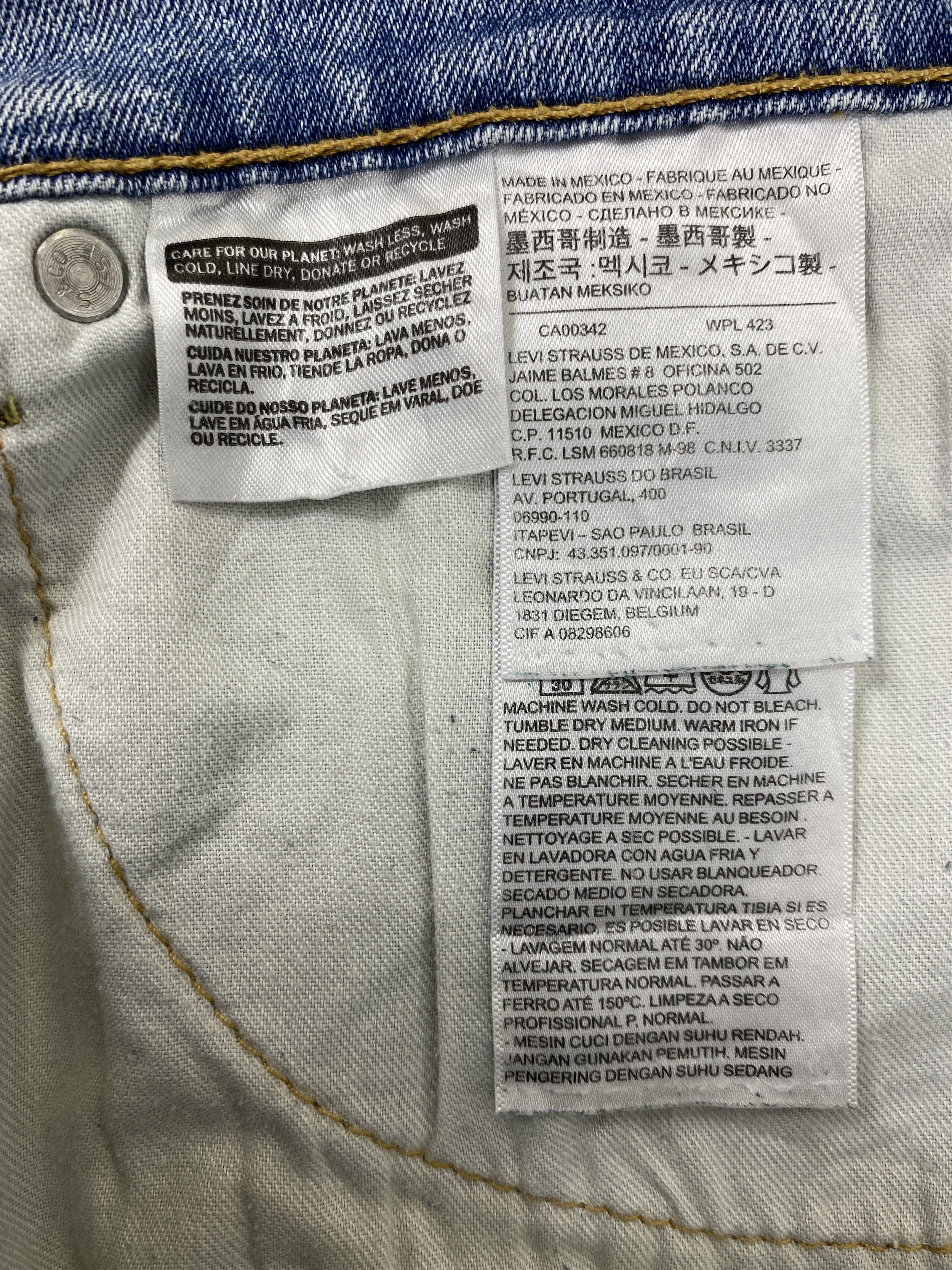 Levi's Light Blue Wash Vintage Levi's 505 33x35 Denim -JN1904 Size US 33 - 9 Thumbnail