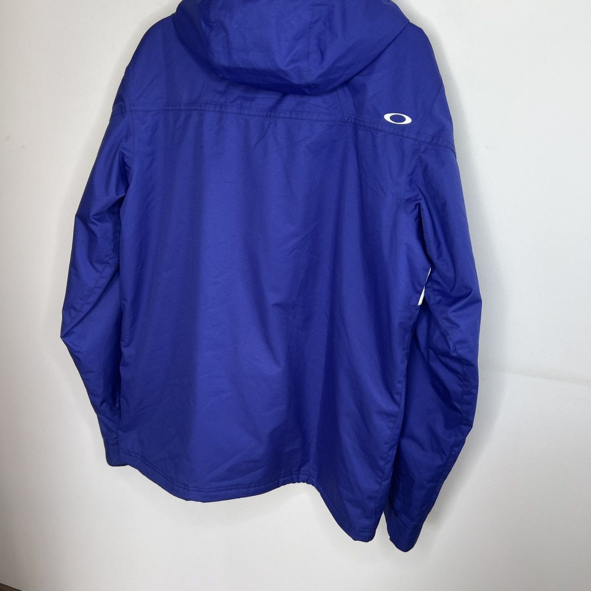 Oakley 00s Oakley Vintage Waterproof Hooded Jacket Y2K Size US L / EU 52-54 / 3 - 12 Thumbnail