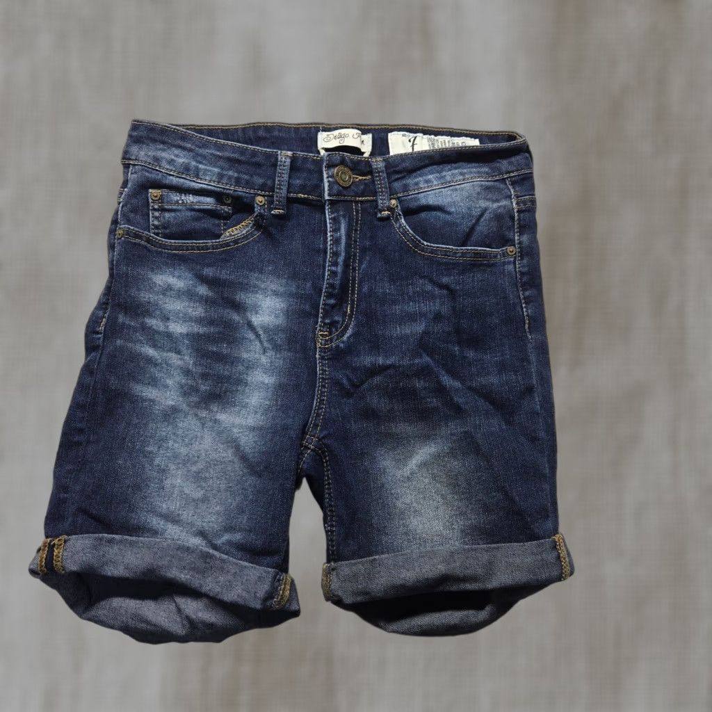 Denime Indigo Rein Denim Shorts Bermuda Adults Women 7 Blue Solid 5-Pocket Embroidered Cuffed Between Button Machine Washable 90s Theme? Size 28" / US 6 / IT 42 - 1 Thumbnail