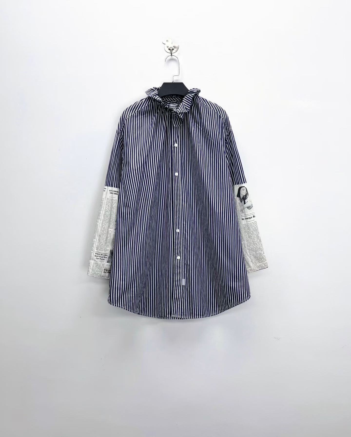 Balenciaga Balenciaga Showpiece Blue Stripe Shirt Coat Size XS / US 0-2 / IT 36-38 - 1 Thumbnail