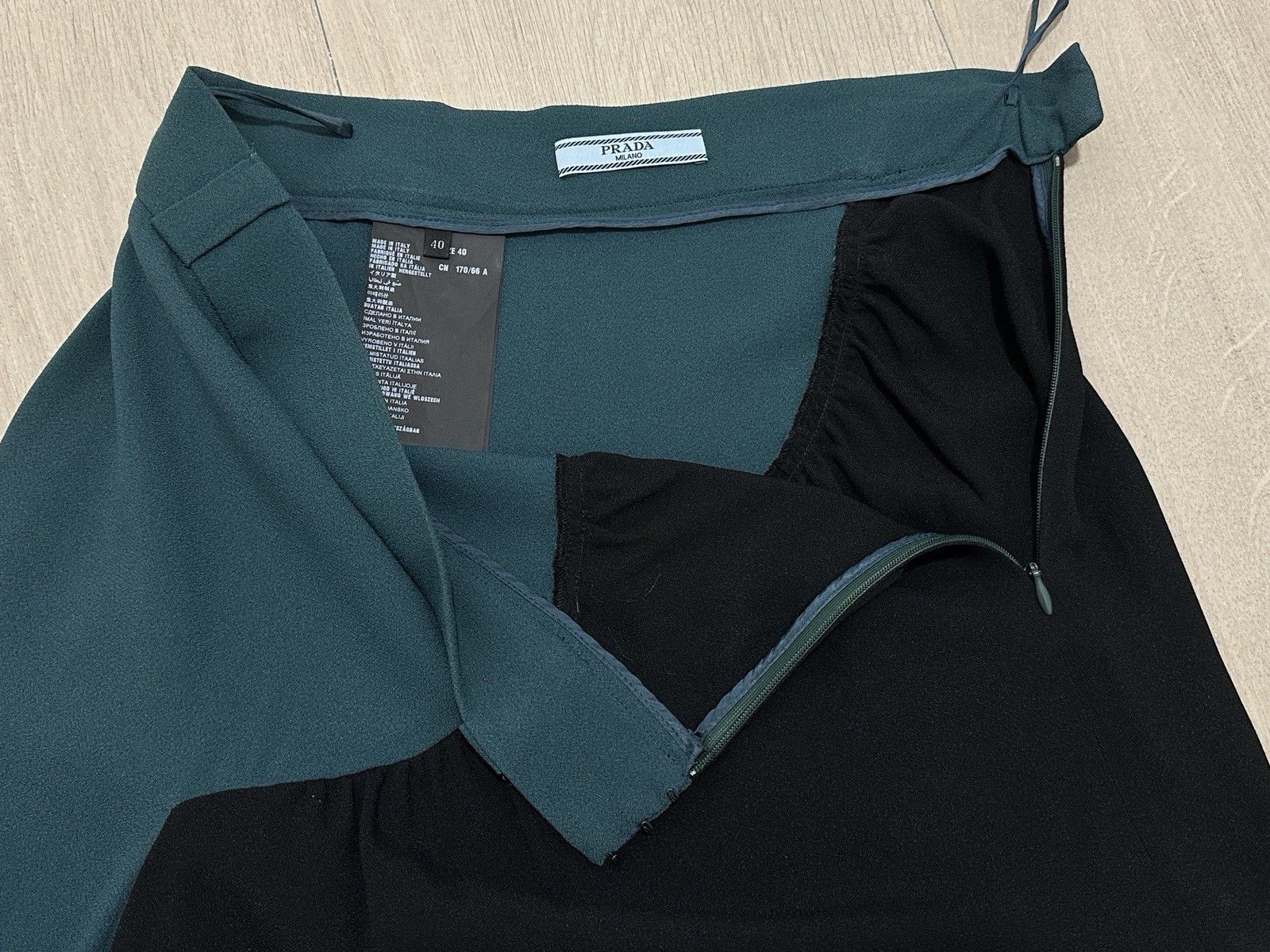 Prada DDP Prada 2013 Asymmetric Color Block Acetate Viscose Skirt Size 27" / US 4 / IT 40 - 10 Thumbnail