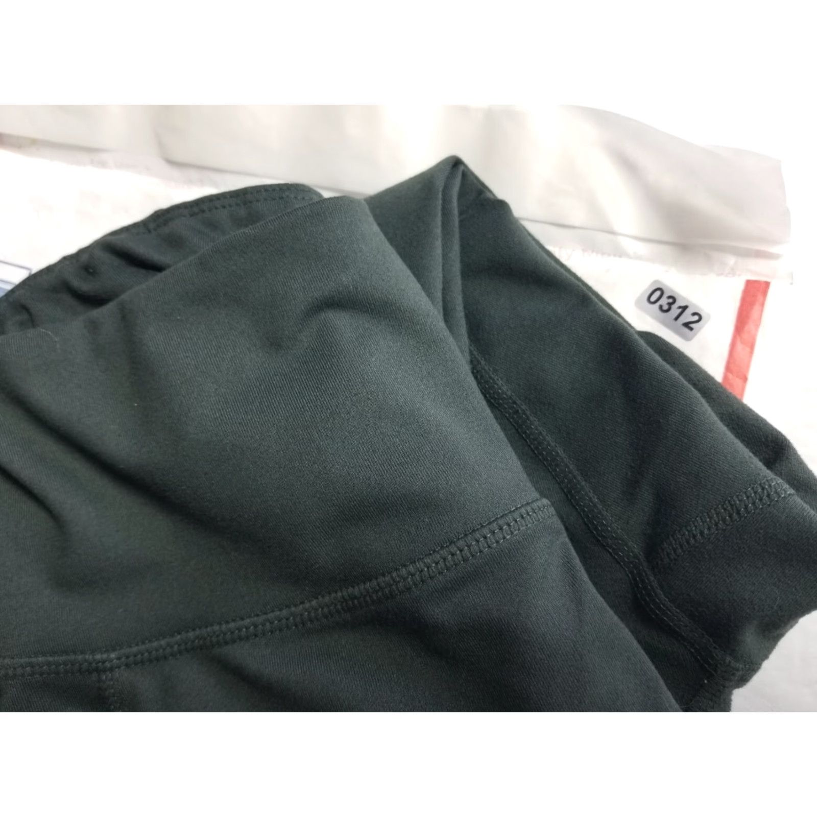 Vintage Z by Zella Leggings Women’s Small Ankle Green Pockets Athletic Stretch Quick Care Slim Skinny CrossFit Yoga Running Size 28" / US 6 / IT 42 - 7 Thumbnail