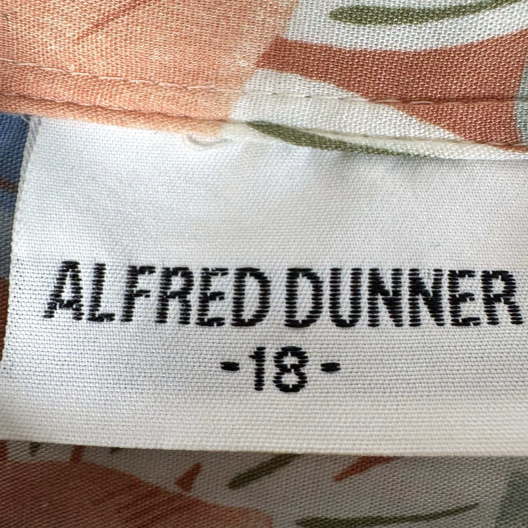 Vintage VINTAGE Alfred Dunner Tunic Button-Up Shirt 18 Tropical Island Floral Teacher Office Casual Womens Size XXL / US 16-18 / IT 52-54 - 3 Thumbnail
