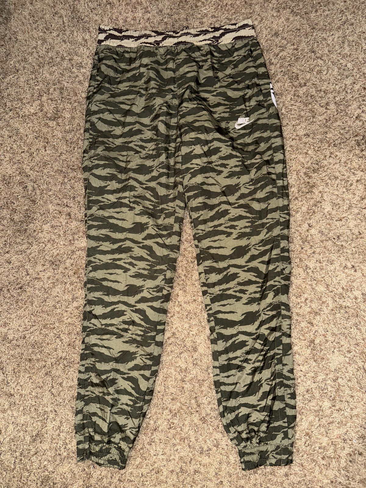 Nike Nike Swoosh Men’s Woven Camo Amplified Swoosh Pants Size US 30 / EU 46 - 1 Thumbnail