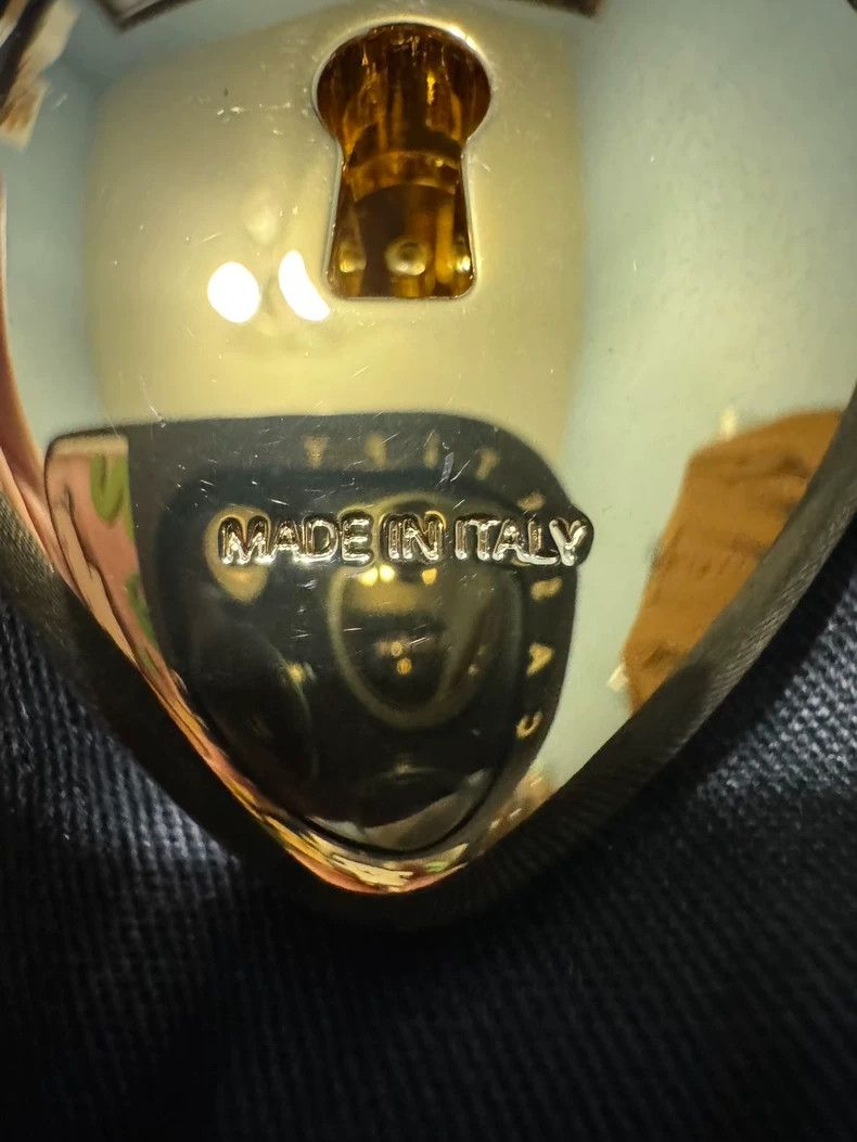 Yves Saint Laurent saint laurent Love gold padlock 2501-Nextarrow Size ONE SIZE - 8 Thumbnail