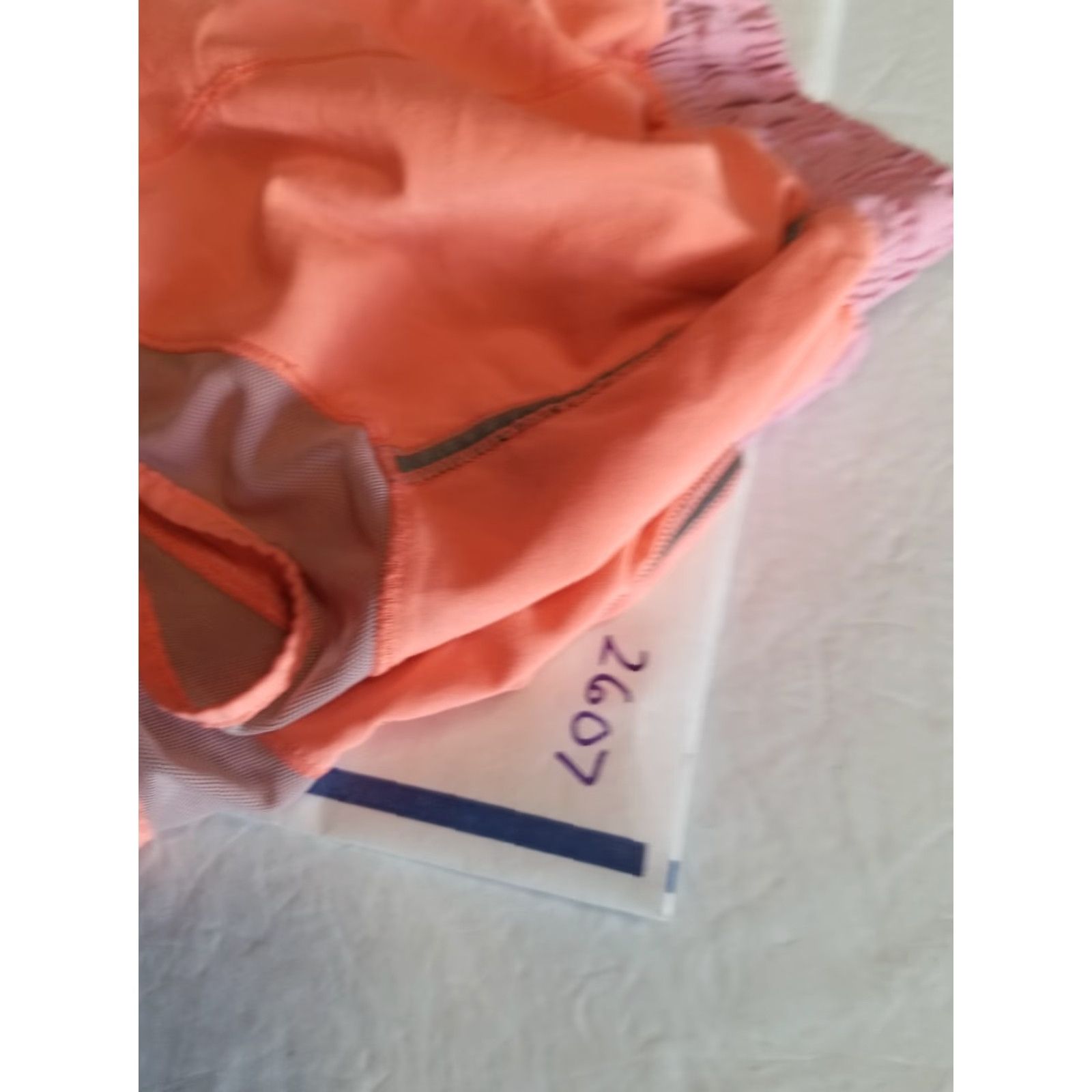Lululemon Lululemon Women's Athletic Short Lined Orange 6 Running Gym Pockets Elastic Waist Size 28" / US 6 / IT 42 - 8 Thumbnail