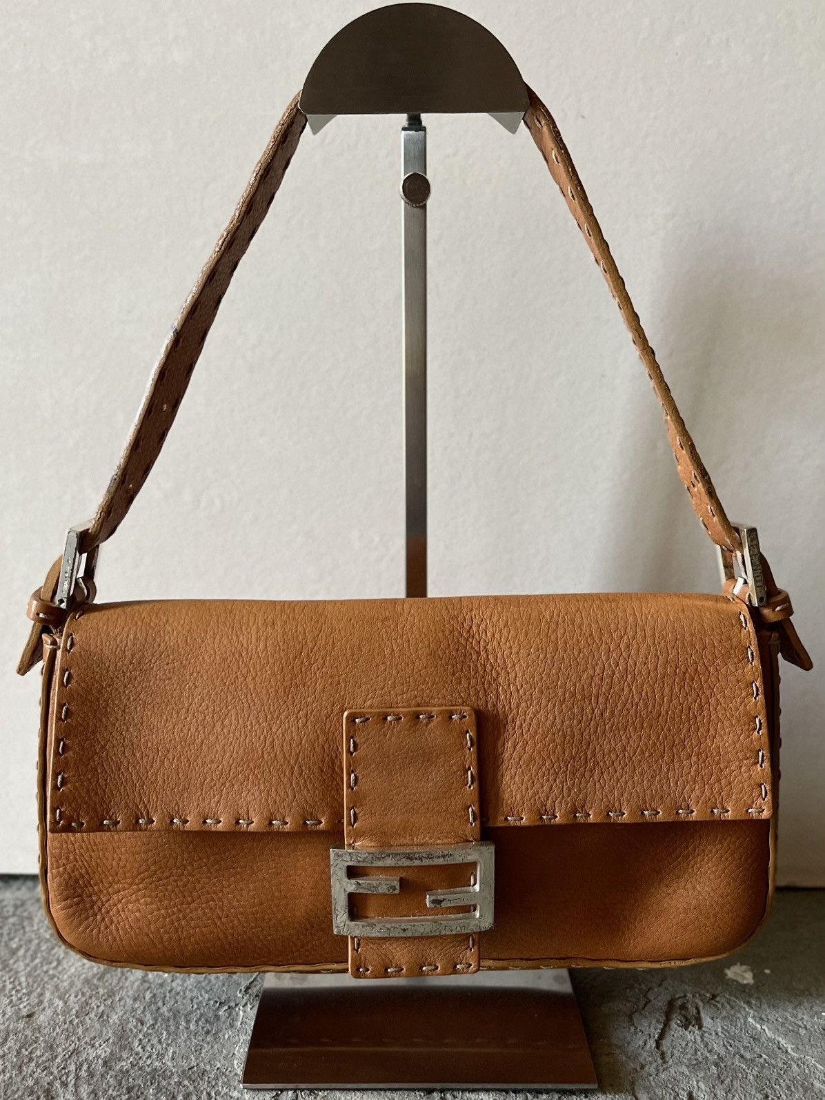 image of Fendi - Romano Selleria - Calfskin Leather - Mamma Baguette in Brown, Women's
