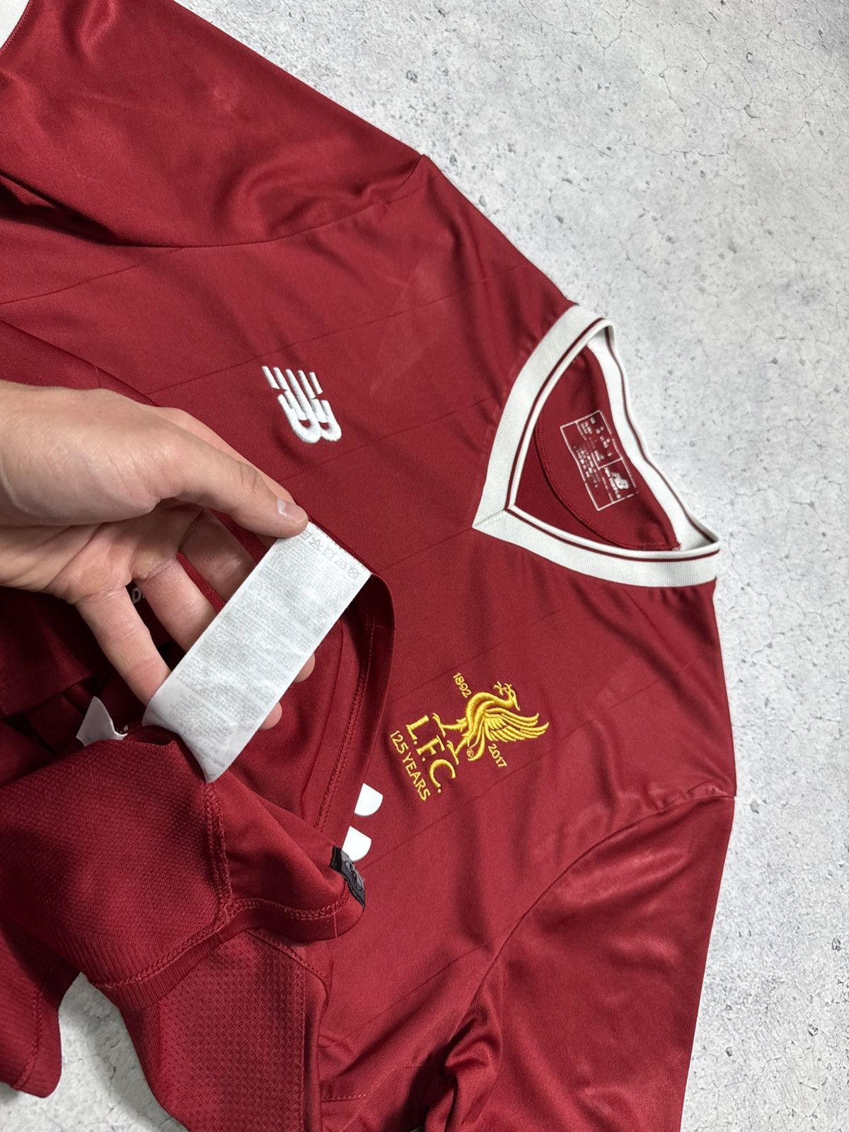 New Balance New Balance FC Liverpool Vintage Soccer Jersey 2017/2018 Size US M / EU 48-50 / 2 - 11 Thumbnail