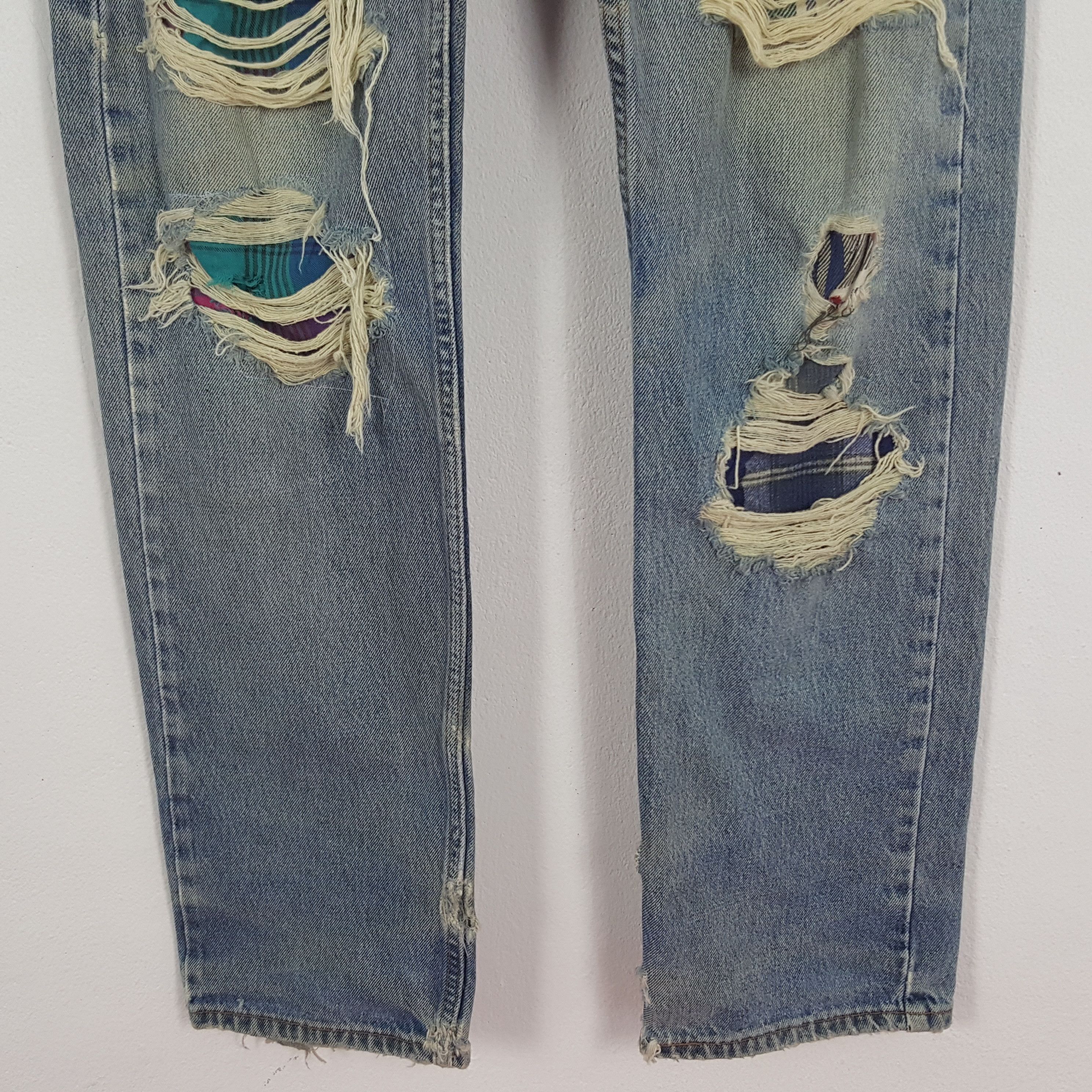 If Six Was Nine × Levi's × Vintage Vintage Levi's American Style Distressed Denim Jeans Size US 32 / EU 48 - 3 Thumbnail