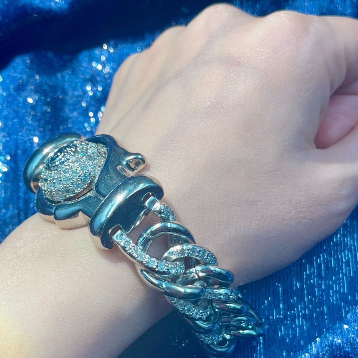 Versace Medusa crystal silver bracelet Size ONE SIZE - 5 Thumbnail