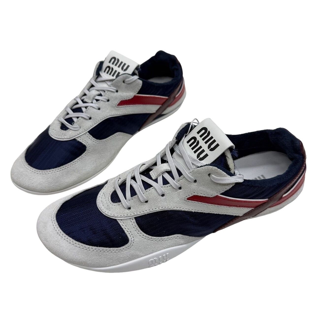 Miu Miu Miu Miu Logo Low-Top Sneakers Size 41 Size US 11 / IT 41 - 1 Thumbnail