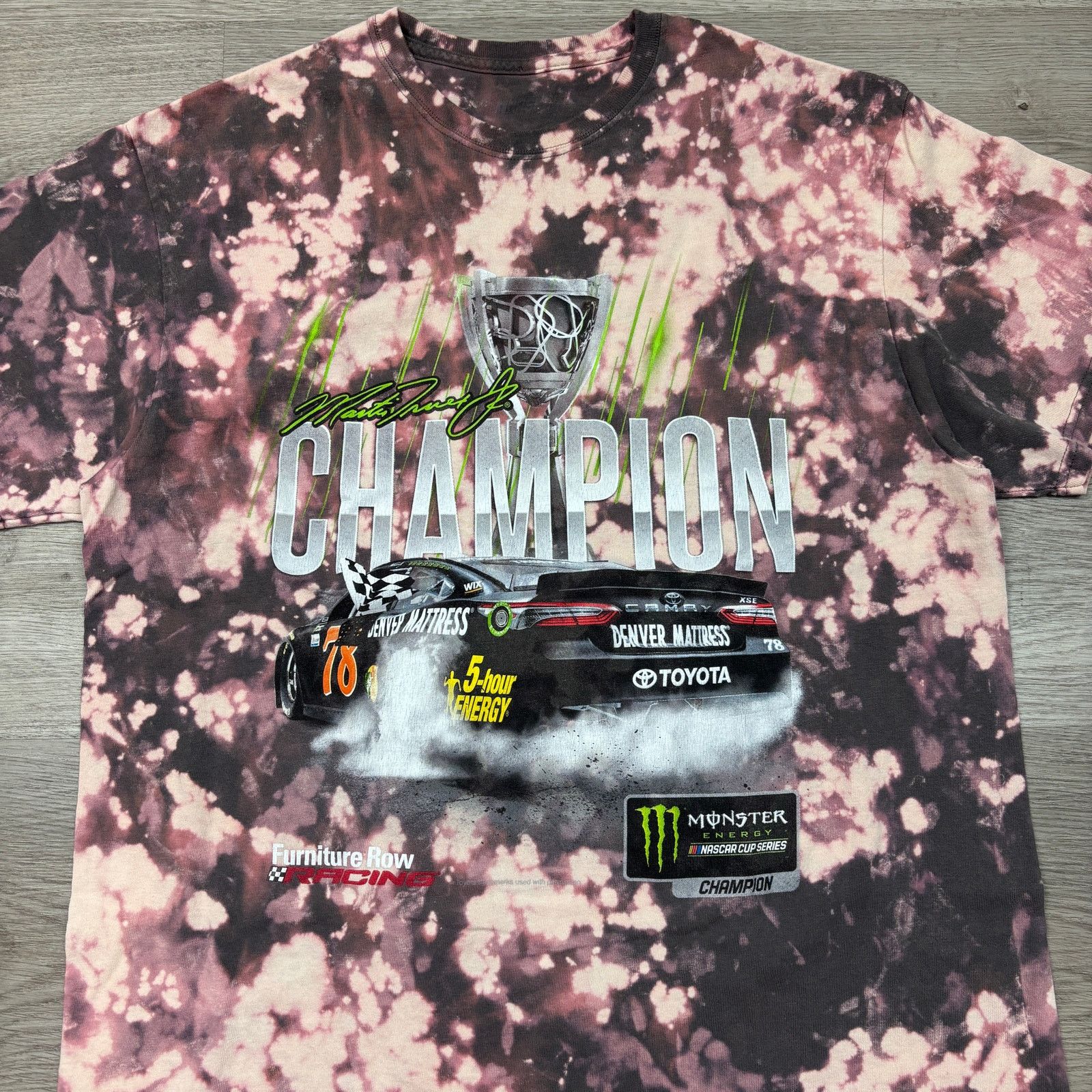 NASCAR Martin Truex Jr Monster Energy Nascar Champion Shirt Men's L Size US L / EU 52-54 / 3 - 2 Thumbnail