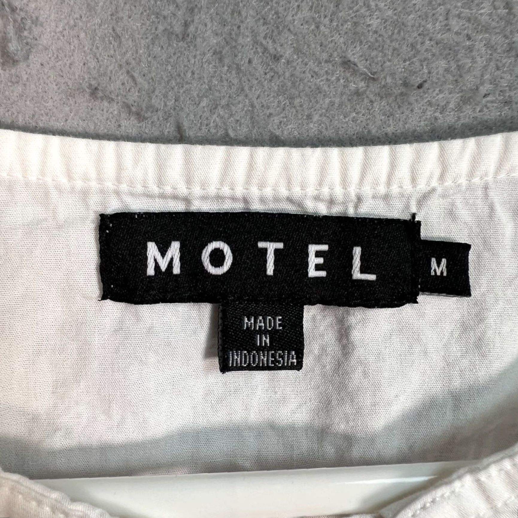 Vintage VINTAGE Motel Cotton Puff Sleeve Peplum Top Womens Medium White Size M / US 6-8 / IT 42-44 - 3 Thumbnail