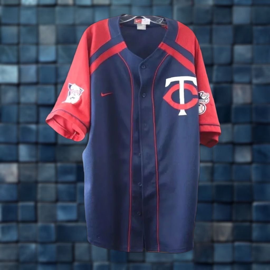 MLB VINTAGE Men’s Nike Team MLB Minnesota Twins Navy & Red ButtonUp Baseball Jersey XL Blue Mens Size US XL / EU 56 / 4 - 1 Thumbnail