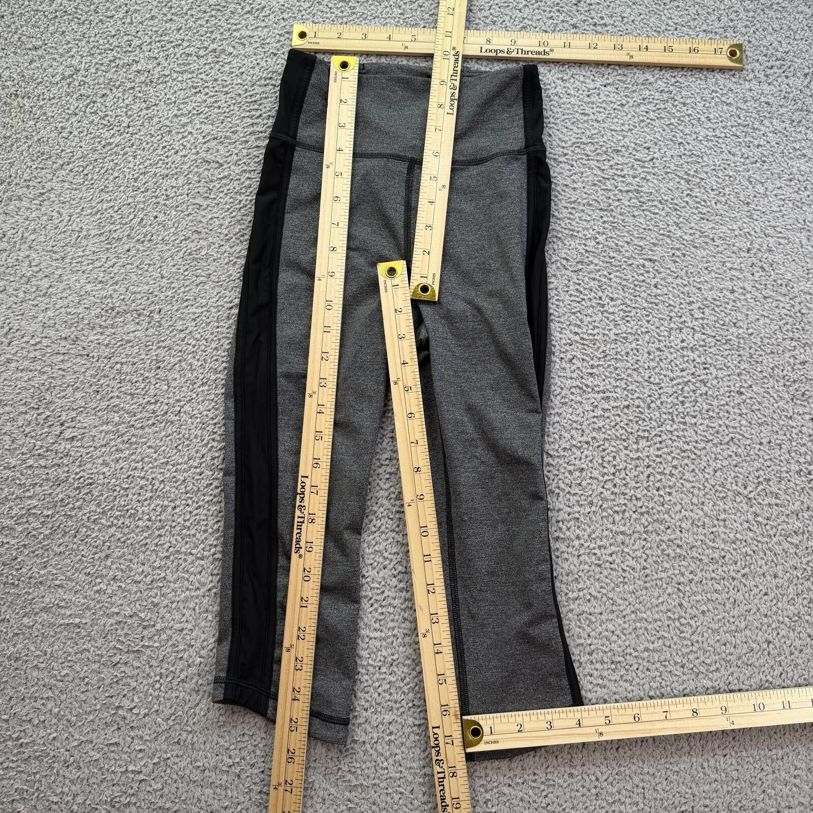 Lululemon Lululemon Womens 2 Gray Black Cropped Leggings Yoga Pants Size 26" / US 2 / IT 38 - 3 Thumbnail