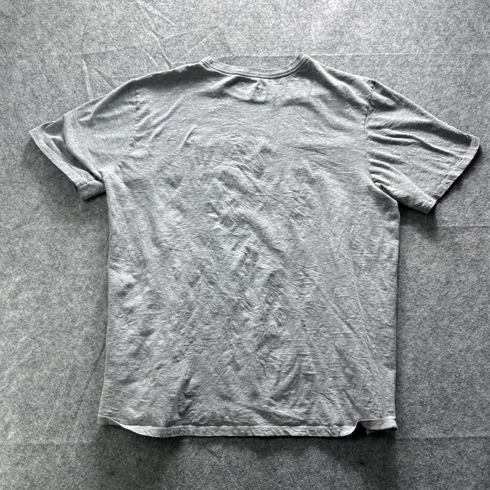 Nike Nike Shirt Mens Large Gray Embroidered Swoosh Logo Tee Crewneck Casual Size US L / EU 52-54 / 3 - 7 Thumbnail