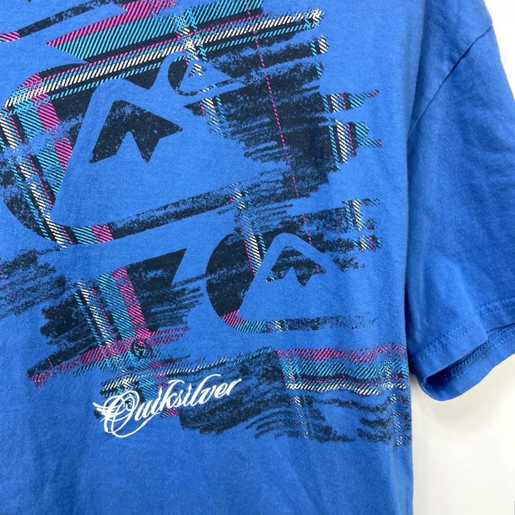Quiksilver VINTAGE Quiksilver T-Shirt L Blue 90s Skull Graphic Print Short Sleeve Crew Neck Men Large Cotton Polyester All Seasons Regular US Size US L / EU 52-54 / 3 - 3 Thumbnail