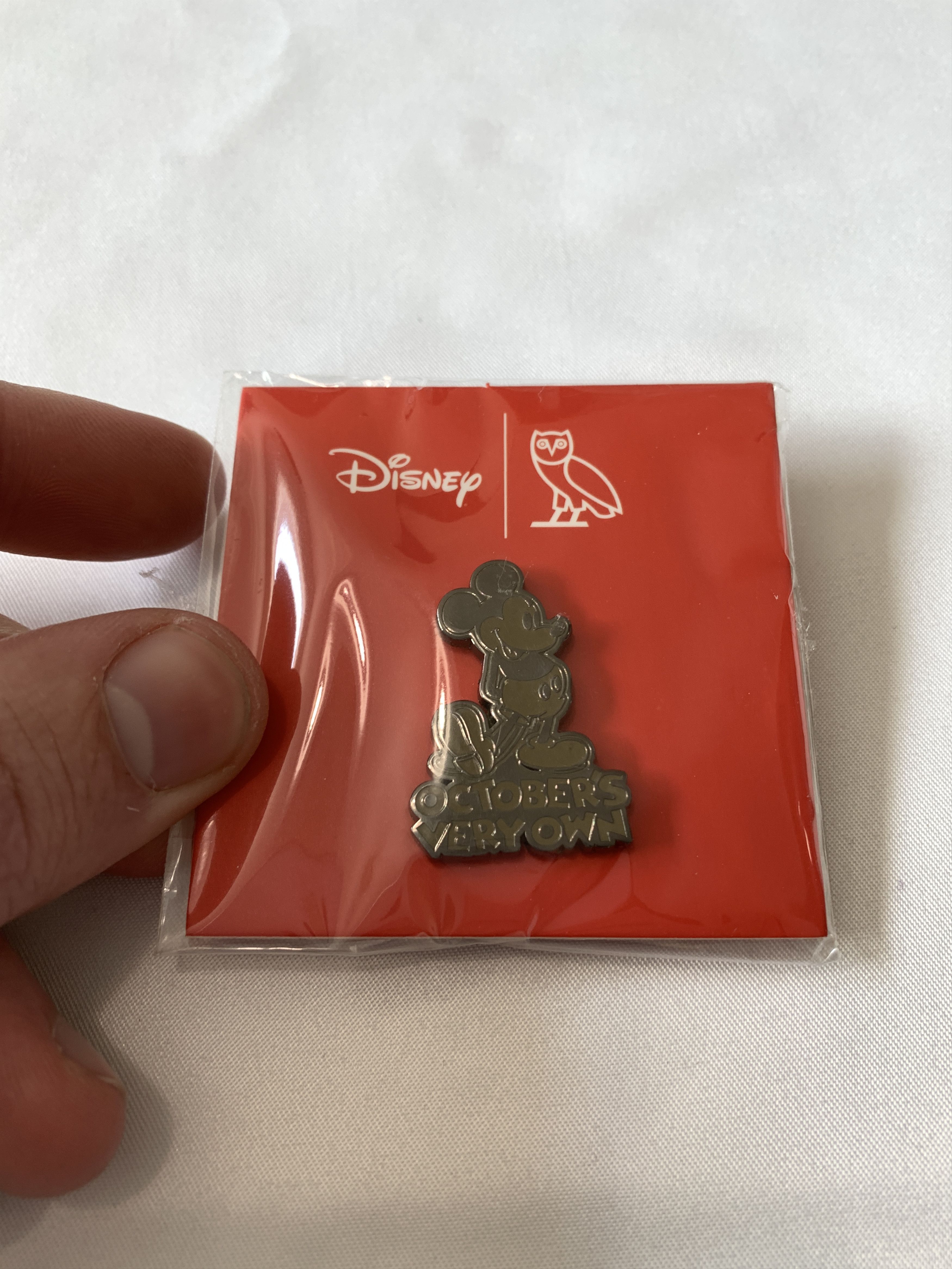 Disney OVO x Disney Classic Mickey Mouse Pin Black Size ONE SIZE - 4 Thumbnail