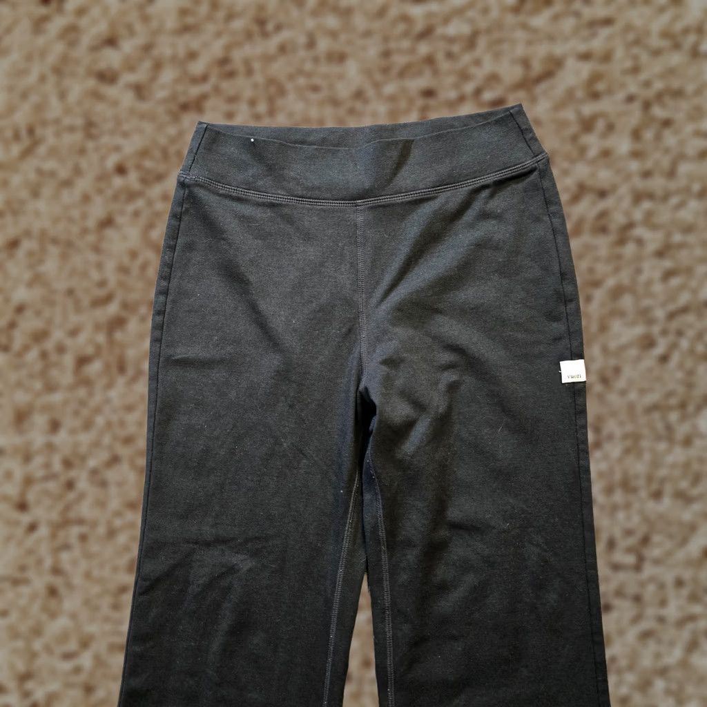 Vuori Vuori Pants Womens XS Gray Flare Split Seam Stretch Pull On Yoga Casual Size 26" / US 2 / IT 38 - 1 Thumbnail