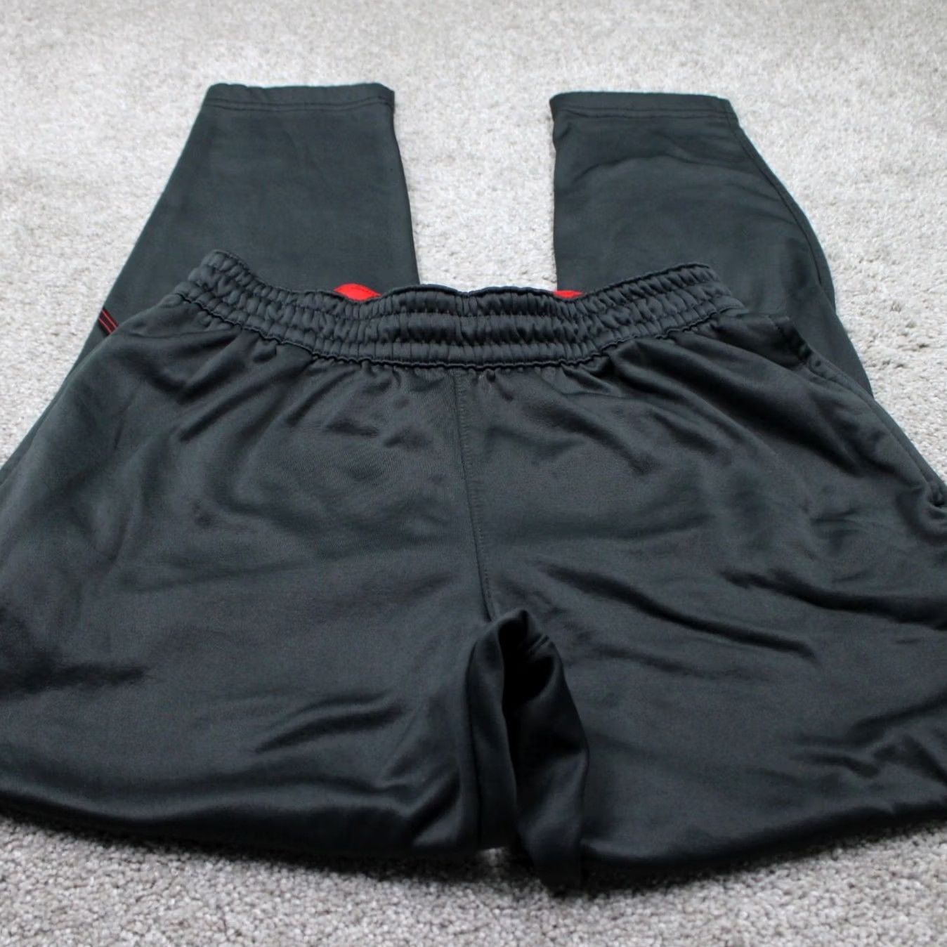Nike Nike Therma Basketball Pants Men Medium Gray Dri-Fit Polyester 30" inseam Size US 31 - 2 Thumbnail