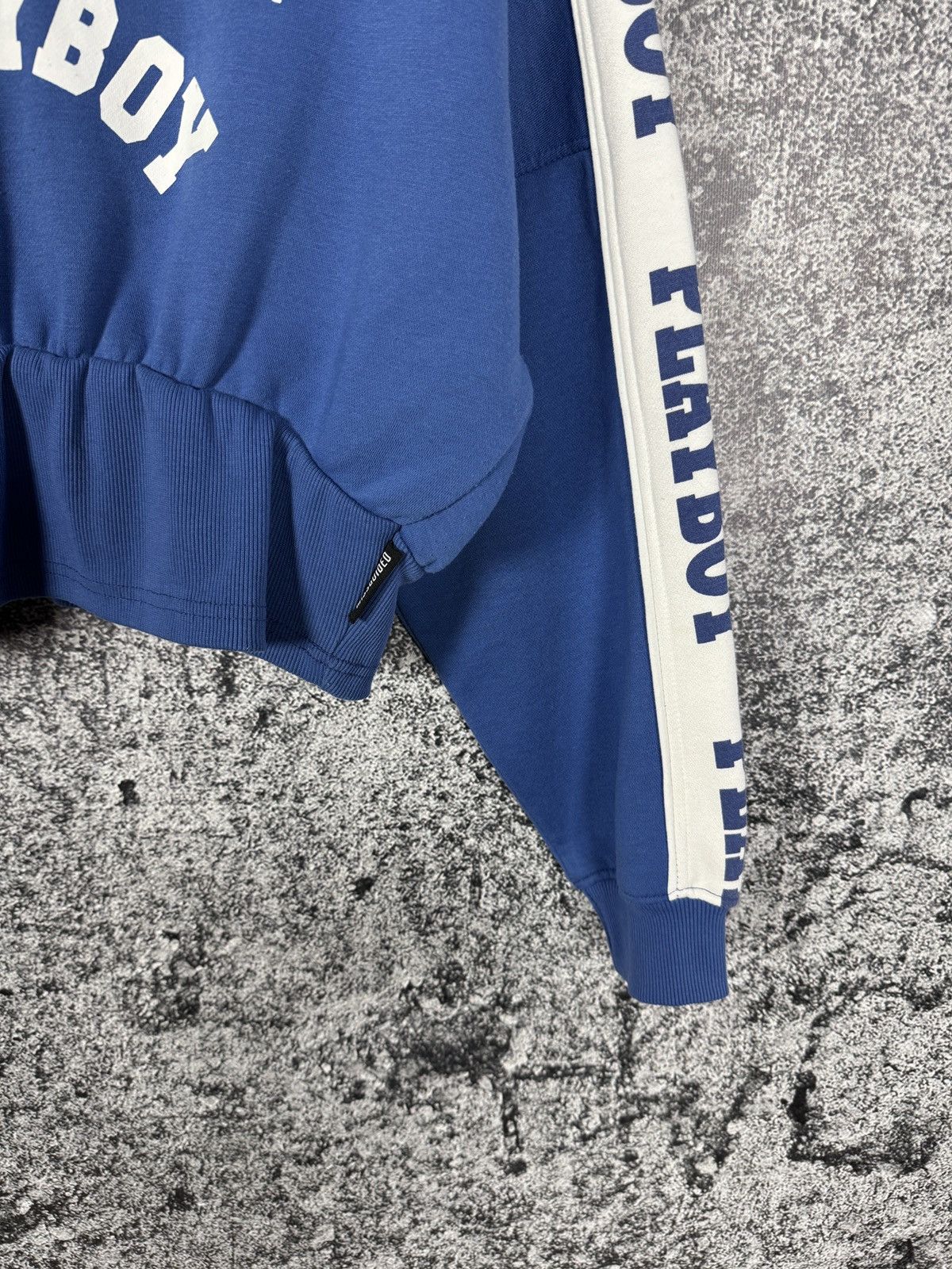Playboy Playboy Missguided Cropped Sweatshirt Spellout Logo Blue Top Size XL / US 12-14 / IT 48-50 - 5 Thumbnail