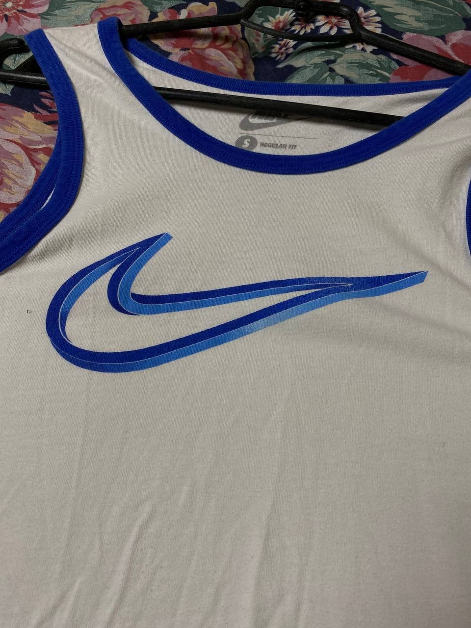 Nike × Vintage Vintage Nike Center Logo Swoosh 00s T Shirt Y2K Size US S / EU 44-46 / 1 - 13 Thumbnail