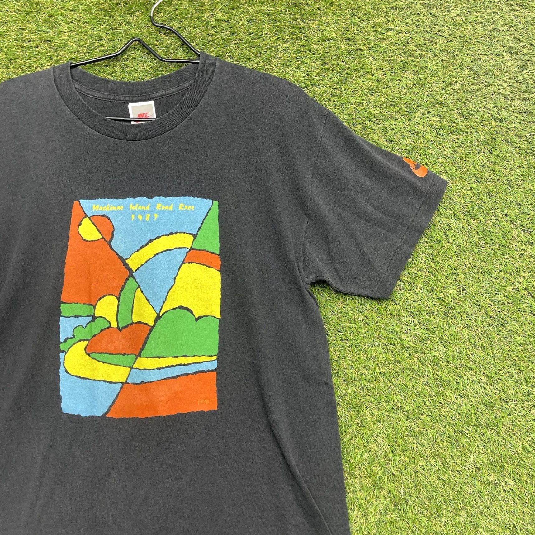 Nike VINTAGE Nike Graphic Shirt Men Medium 1990s Black Short Sleeve Sportswear Beach MLB Road Run Size US M / EU 48-50 / 2 - 5 Thumbnail