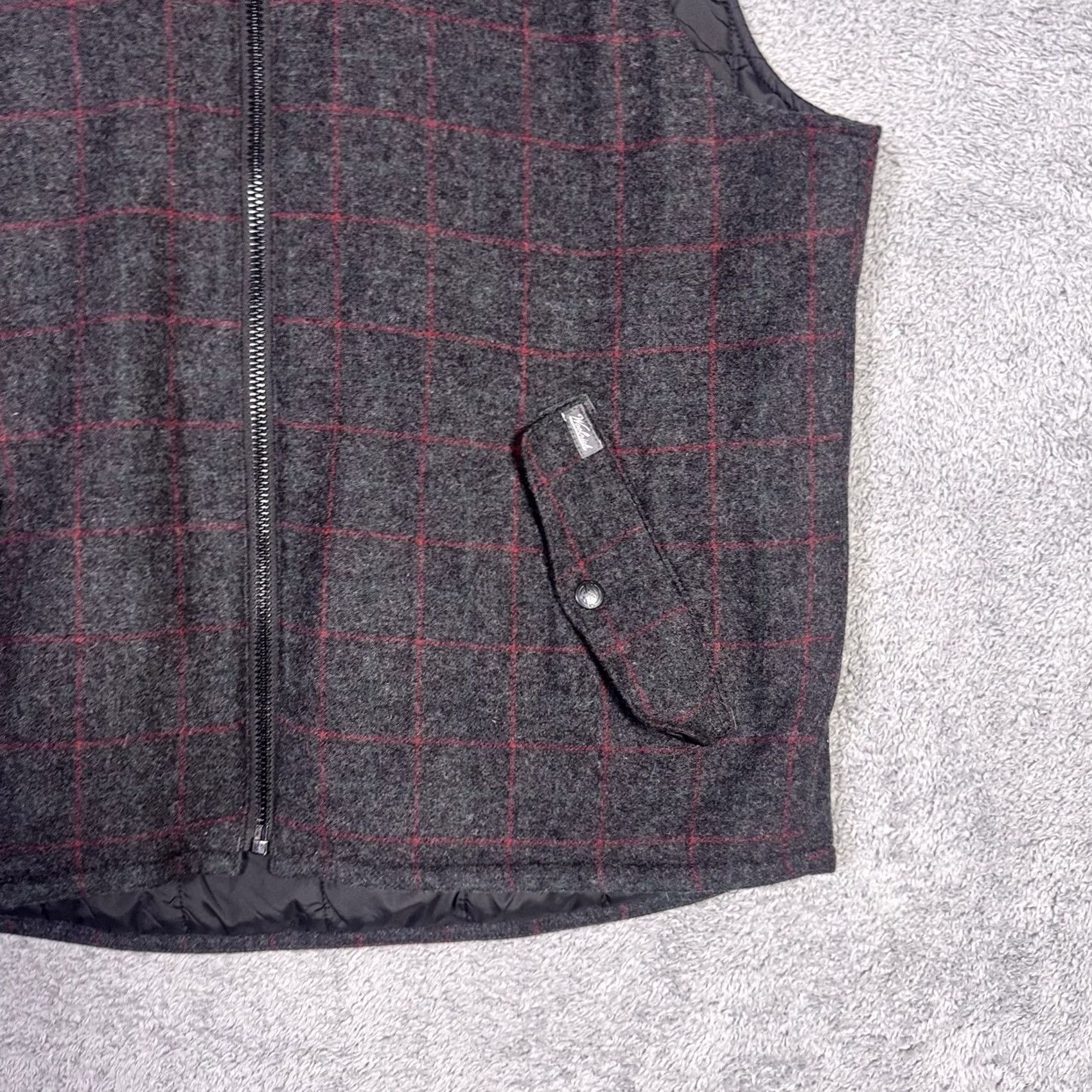 Vintage Woolrich Wool Vest Mens L Plaid Full Zip Quilted Outdoor Barn Chore Pockets Vest Size US L / EU 52-54 / 3 - 2 Thumbnail