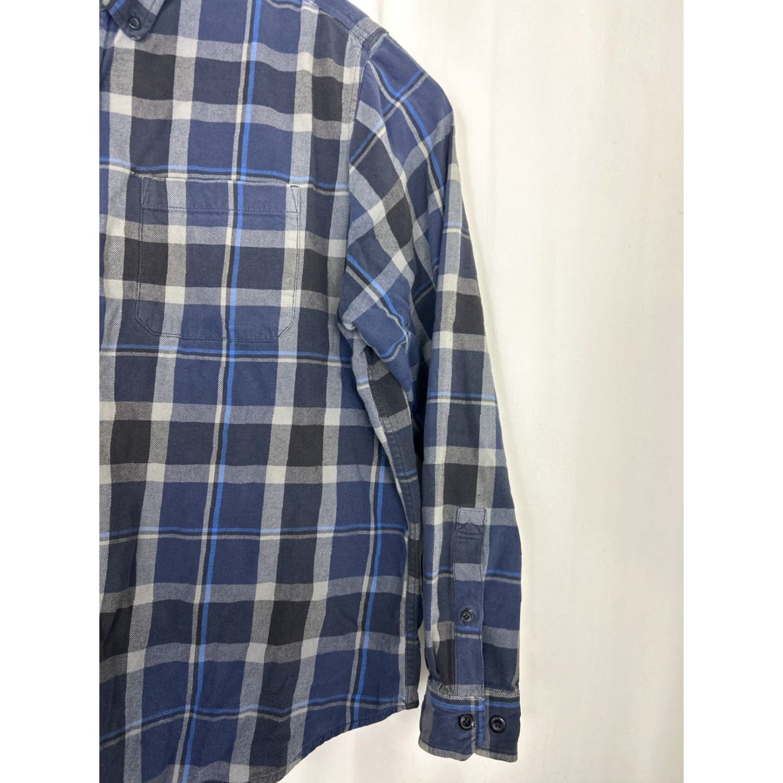 Eddie Bauer Eddie Bauer Shirt Mens 2XL Long Sleeve Button-Up Flannel Blue Plaid Cotton N/A Hole Size US XXL / EU 58 / 5 - 4 Thumbnail