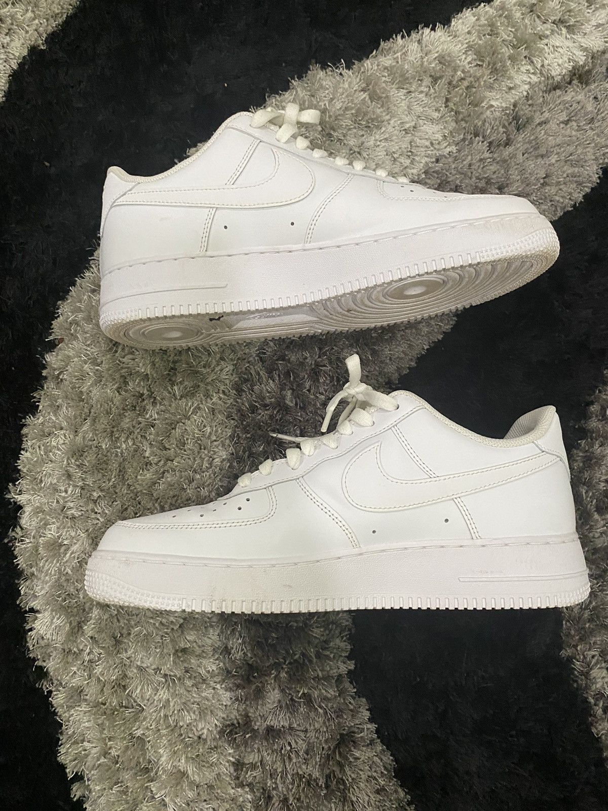 Nike Triple White AF1 Low 07 Size US 10 / EU 43 - 3 Thumbnail