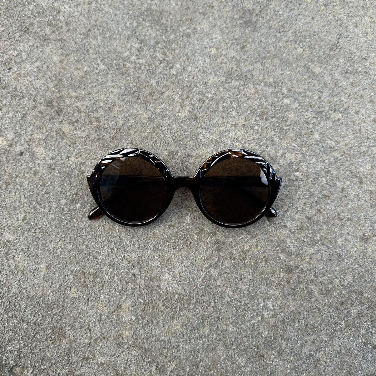 Other SUNGLASSES BRAND NEW CLASSIC RETRO VINTAGE QB5678-03 Size ONE SIZE - 1 Thumbnail
