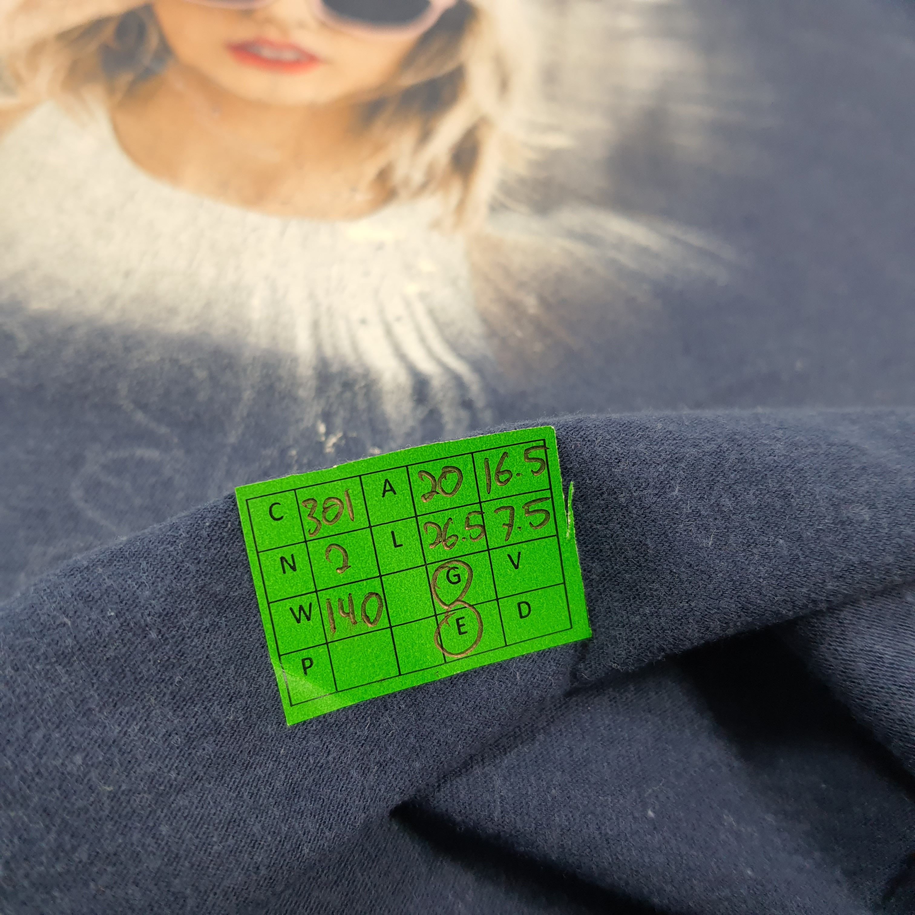Band Tees Vintage Taylor Swift The 1989 World Tour Tshirt C301N2 Size US M / EU 48-50 / 2 - 9 Thumbnail