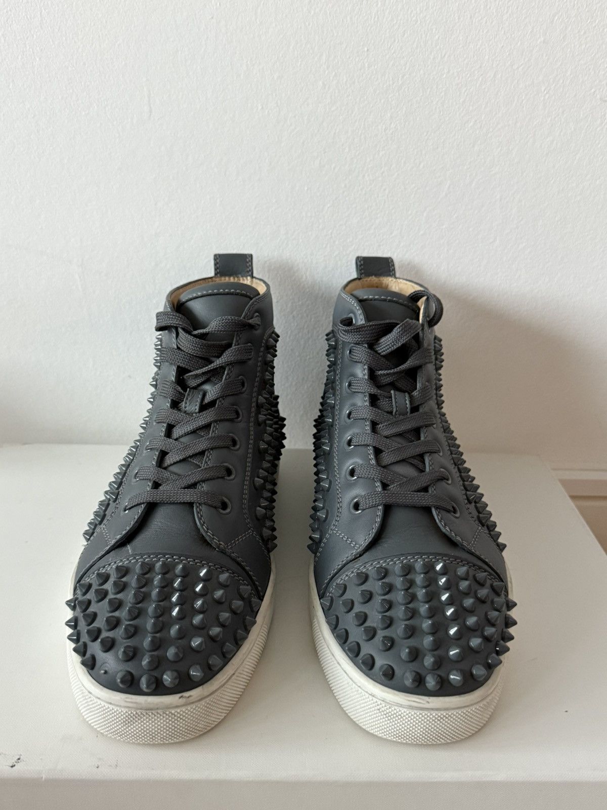 Christian Louboutin Christian Louboutin Grey Leather Louis Spikes High Top Size US 7.5 / EU 40-41 - 2 Thumbnail