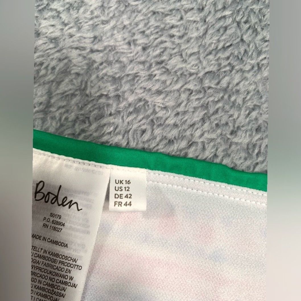 Boden **Boden Women's 12 Blue Bikini Bottoms** User: **Boden Women's 12 Blue Bikini Bottoms** Size 34" / US 12 / IT 48 - 5 Thumbnail