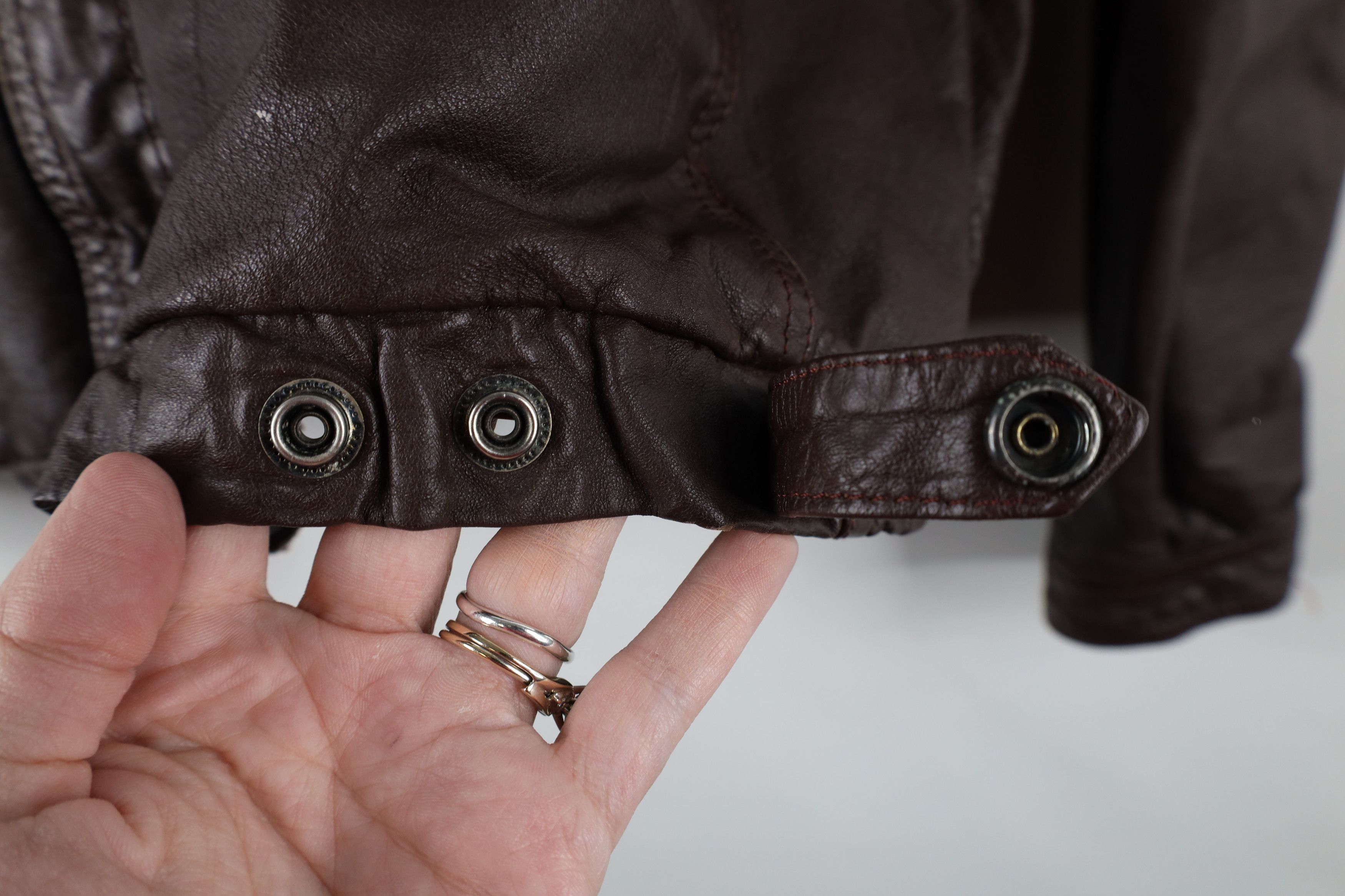 Vintage Vintage 70s Streetwear Hooded Leather Bomber Jacket Brown Size US L / EU 52-54 / 3 - 15 Thumbnail
